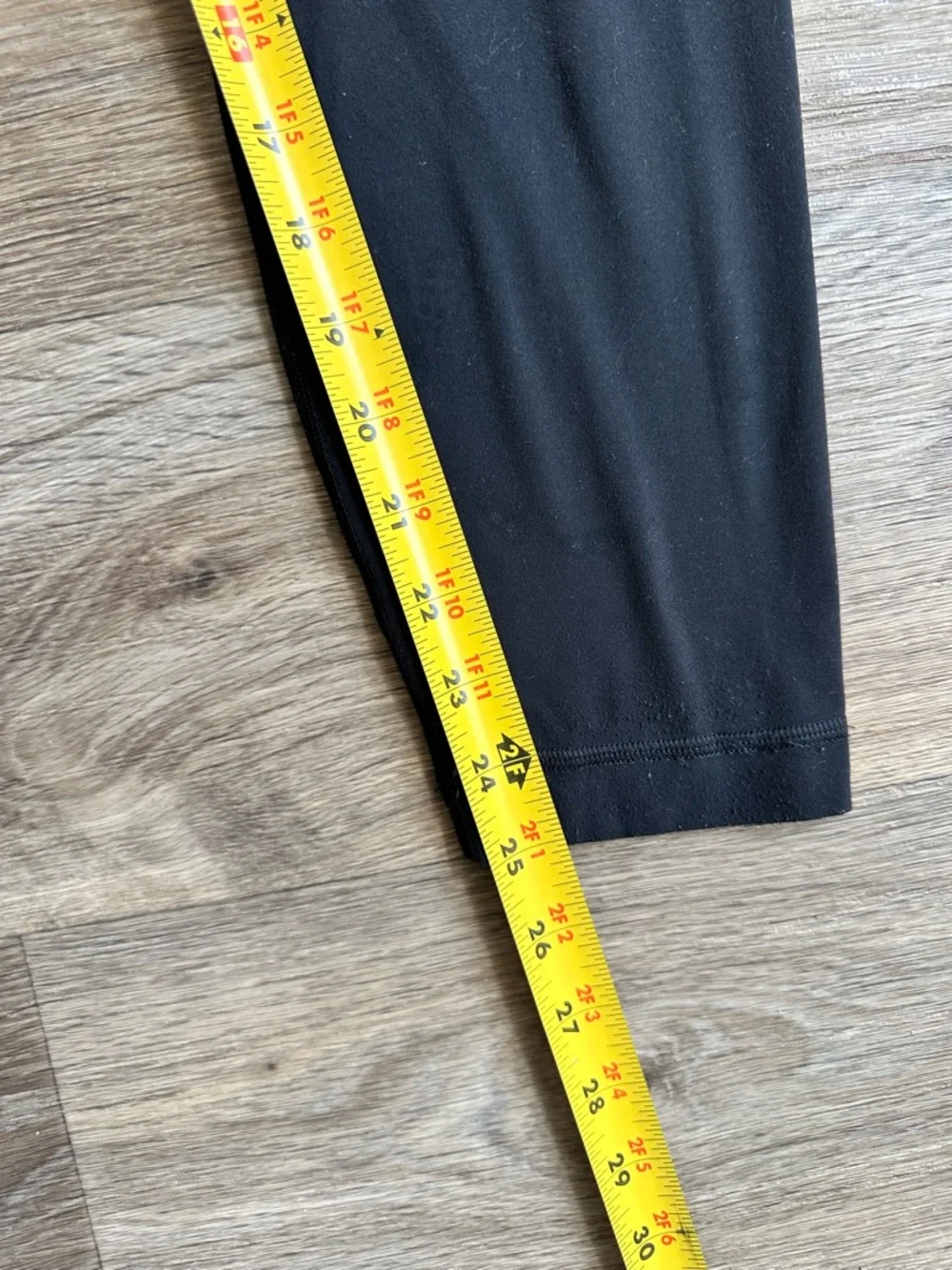 Lululemon Black Leggings Size 8 High Rise Athletic Yoga Pants - Picture 11 of 11